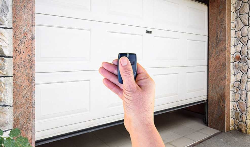 Comment programmer une universelle de porte de garage ? News Déco